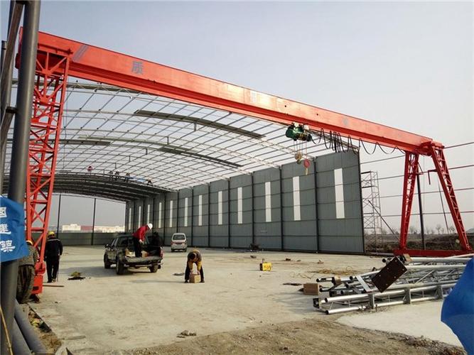 起重機械 - 新泰市金鑫建筑設(shè)備租賃供應(yīng)商機